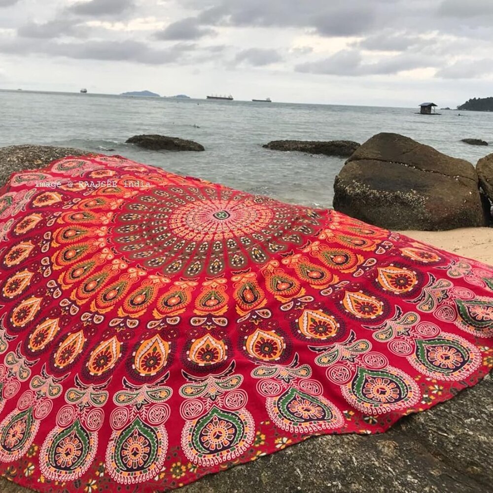 Red Round Beach Tapestry Hippie/Boho Beach Blanket Mandala/Indian Cotton Throw -